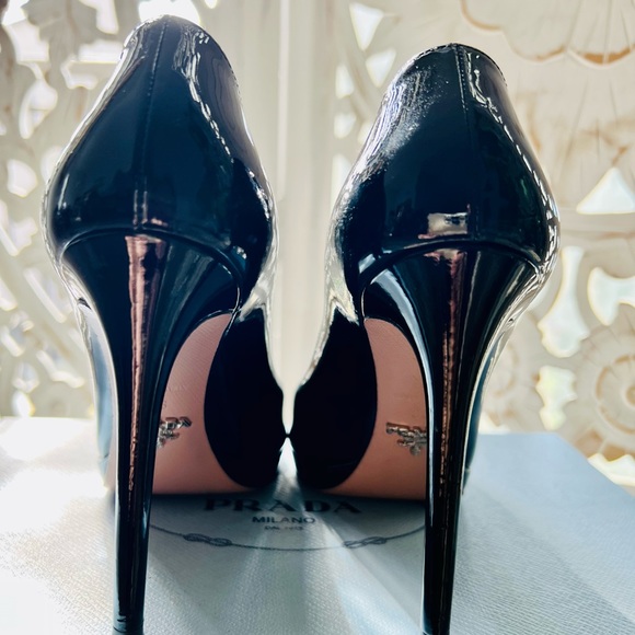 Prada peep toe black patent leather stiletto 36 - Picture 8 of 9